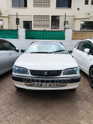 Toyota Corolla Sedan 1999 White