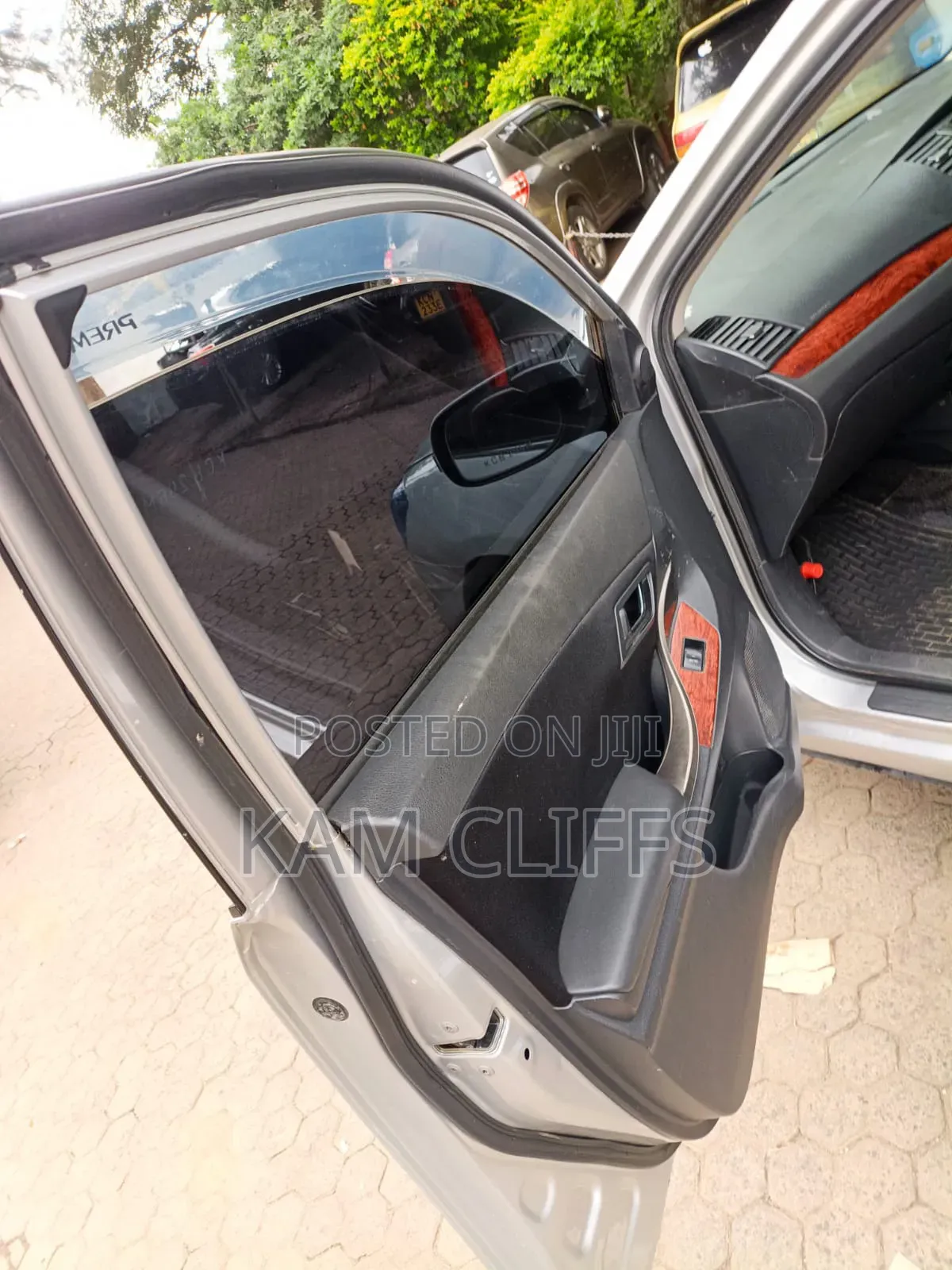 Toyota Premio 2009 Silver