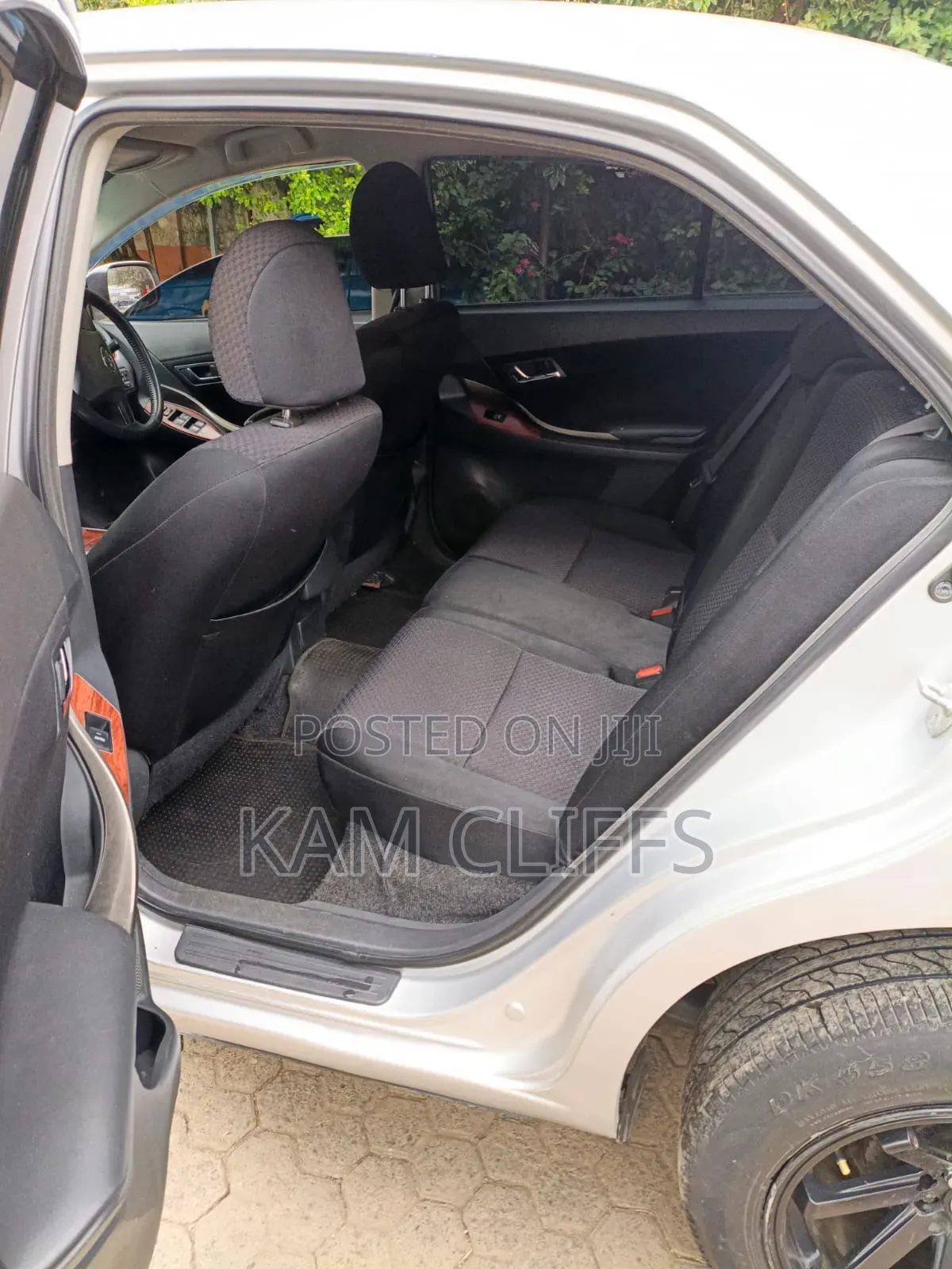 Toyota Premio 2009 Silver