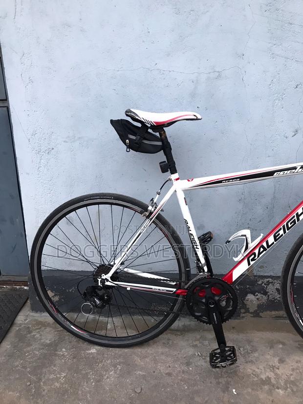 Raleigh 2012 White Road Bike - thumbnail 6