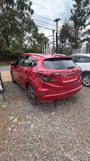 Honda Vezel 1.5 4WD 2020 Red