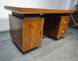 1.4 Executive Office Desk With Drawer