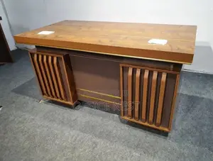 1.4 Executive Office Desk With Drawer