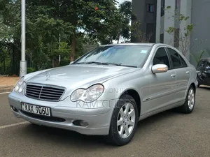 Mercedes-Benz C200 2004 Silver