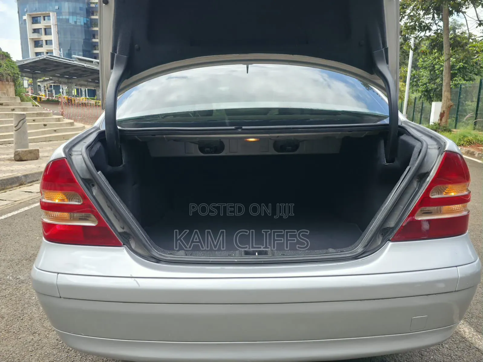 Mercedes-Benz C200 2004 Silver