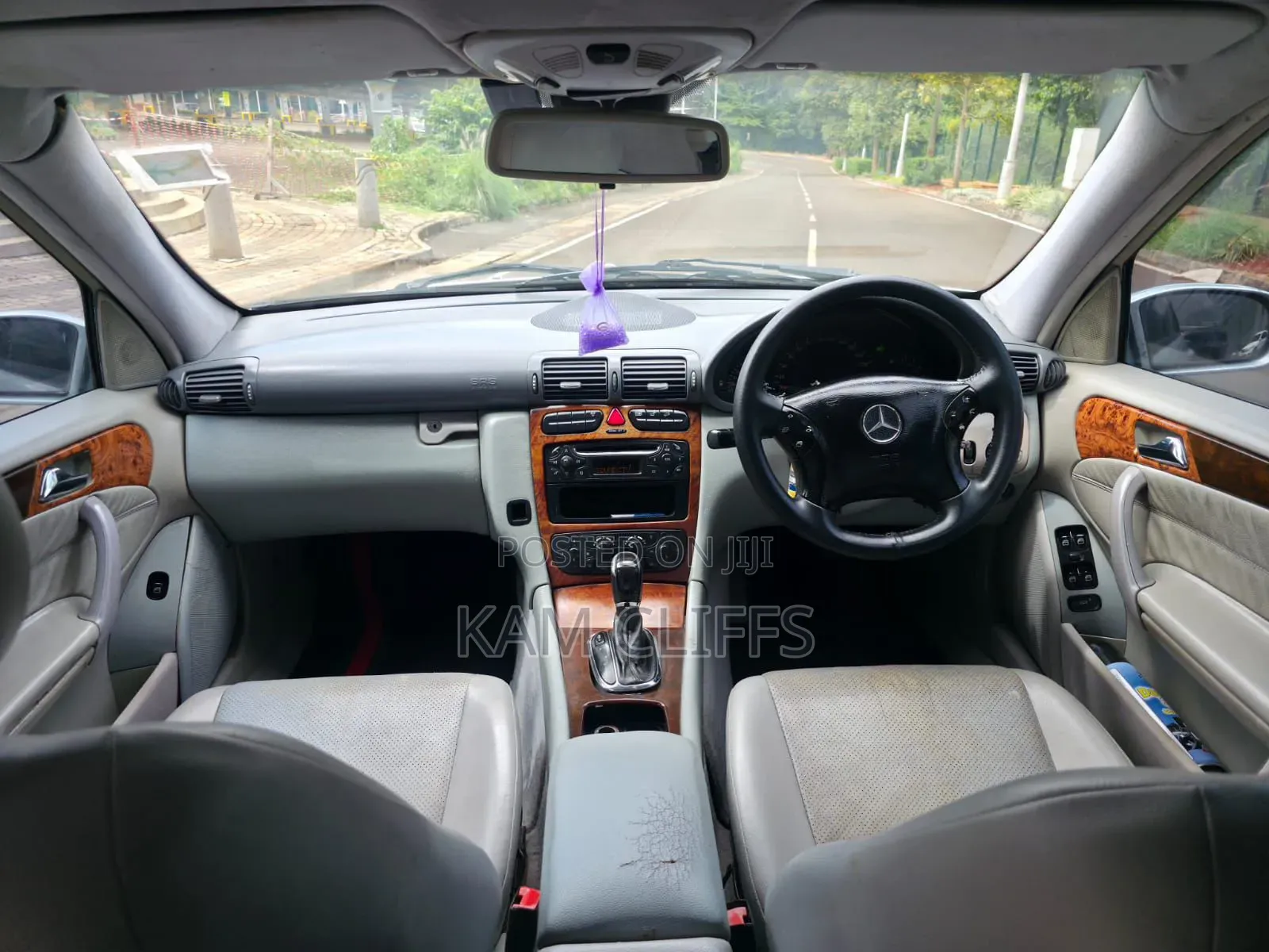 Mercedes-Benz C200 2004 Silver