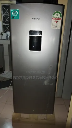 176 Litres Fridge With Inbuilt Water Dispenser
