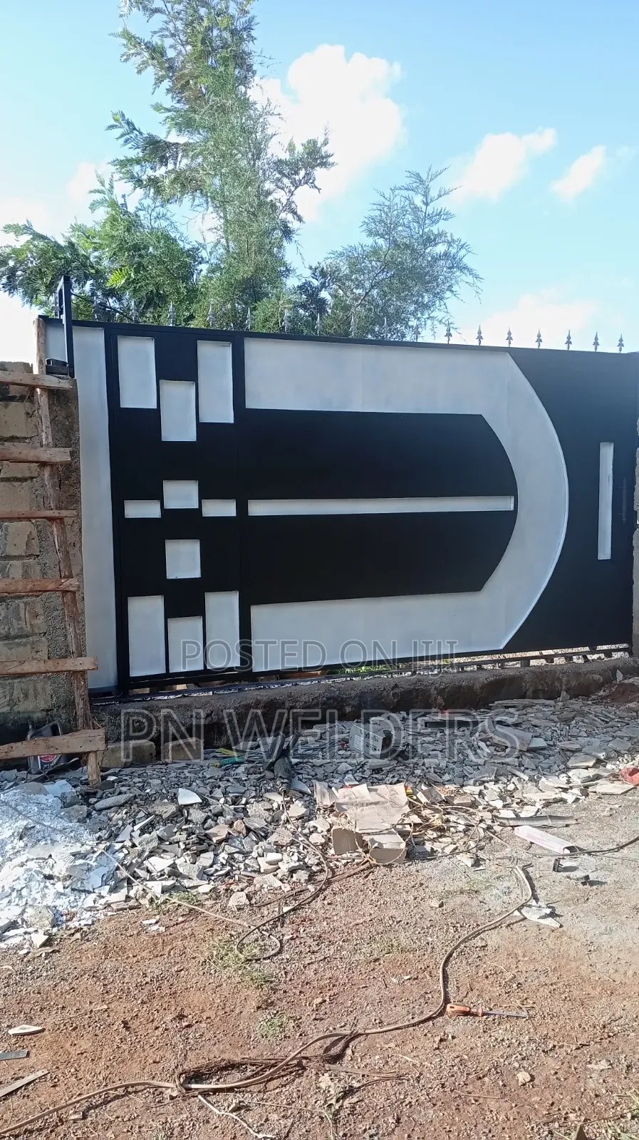 Dessined Manual Slidding Gate