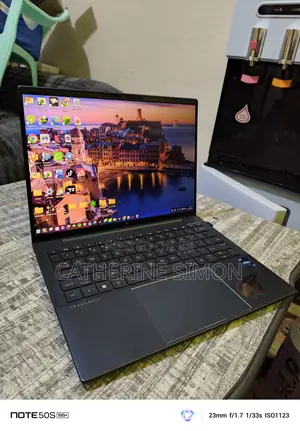 Laptop HP Dragonfly G3 16GB Intel Core i7 SSD 16 GB