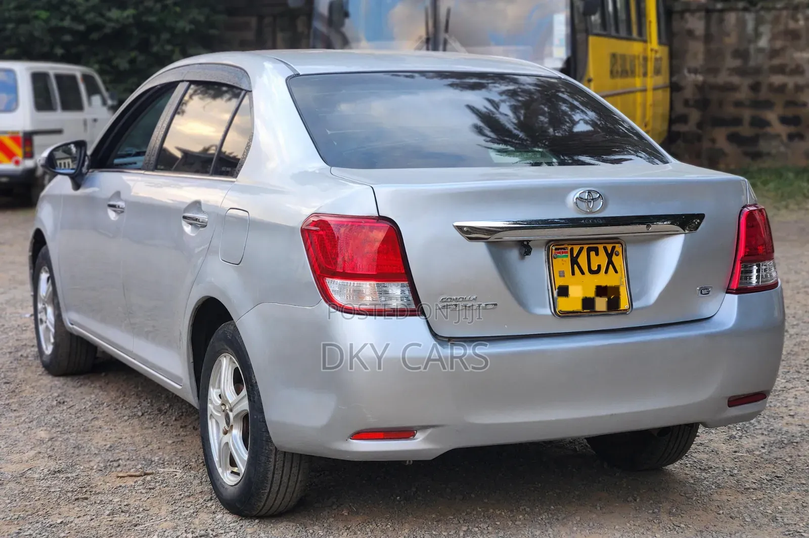 Toyota Axio 2013