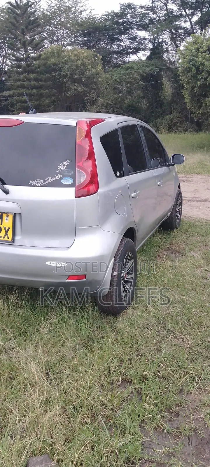 Nissan Note 1.4 2010 Silver