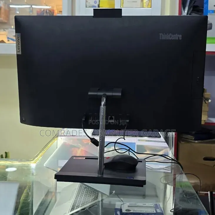 Desktop Computer Lenovo ThinkCentre 24 8GB Intel Core i7 SSD 1T