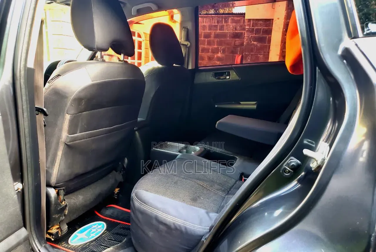 Subaru Forester 2010 Black