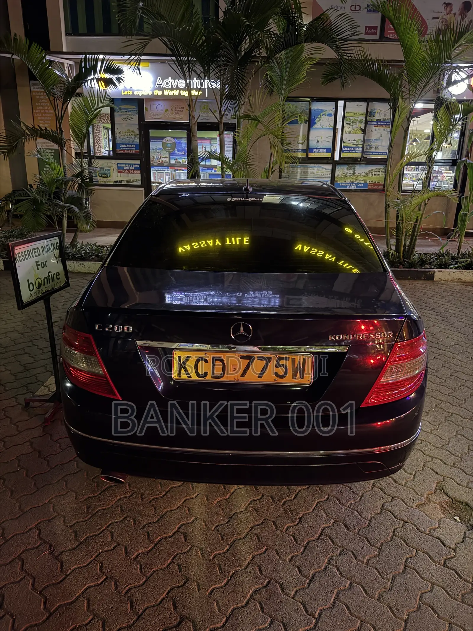 Mercedes-Benz C200 2009 Black