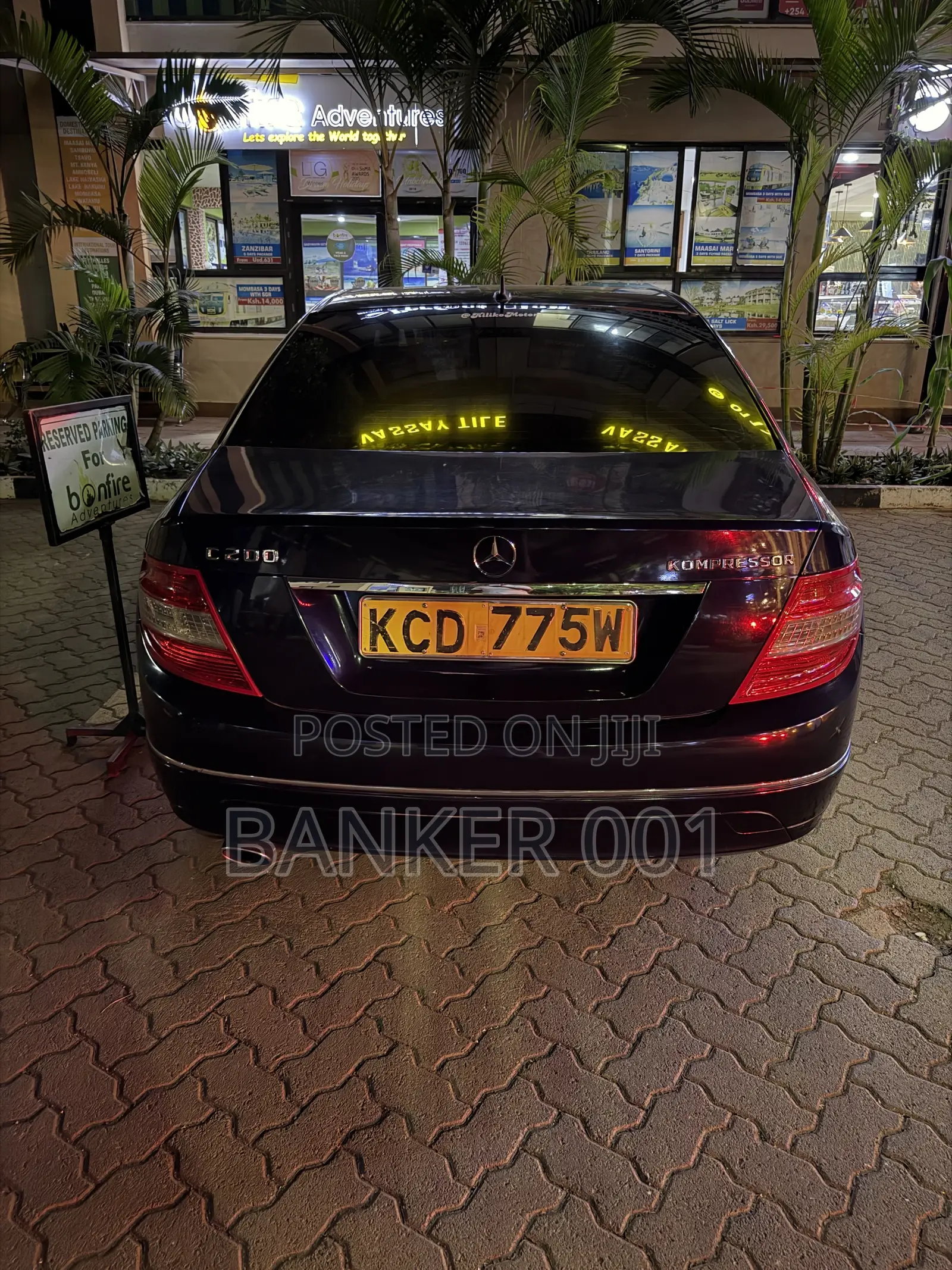 Mercedes-Benz C200 2009 Black