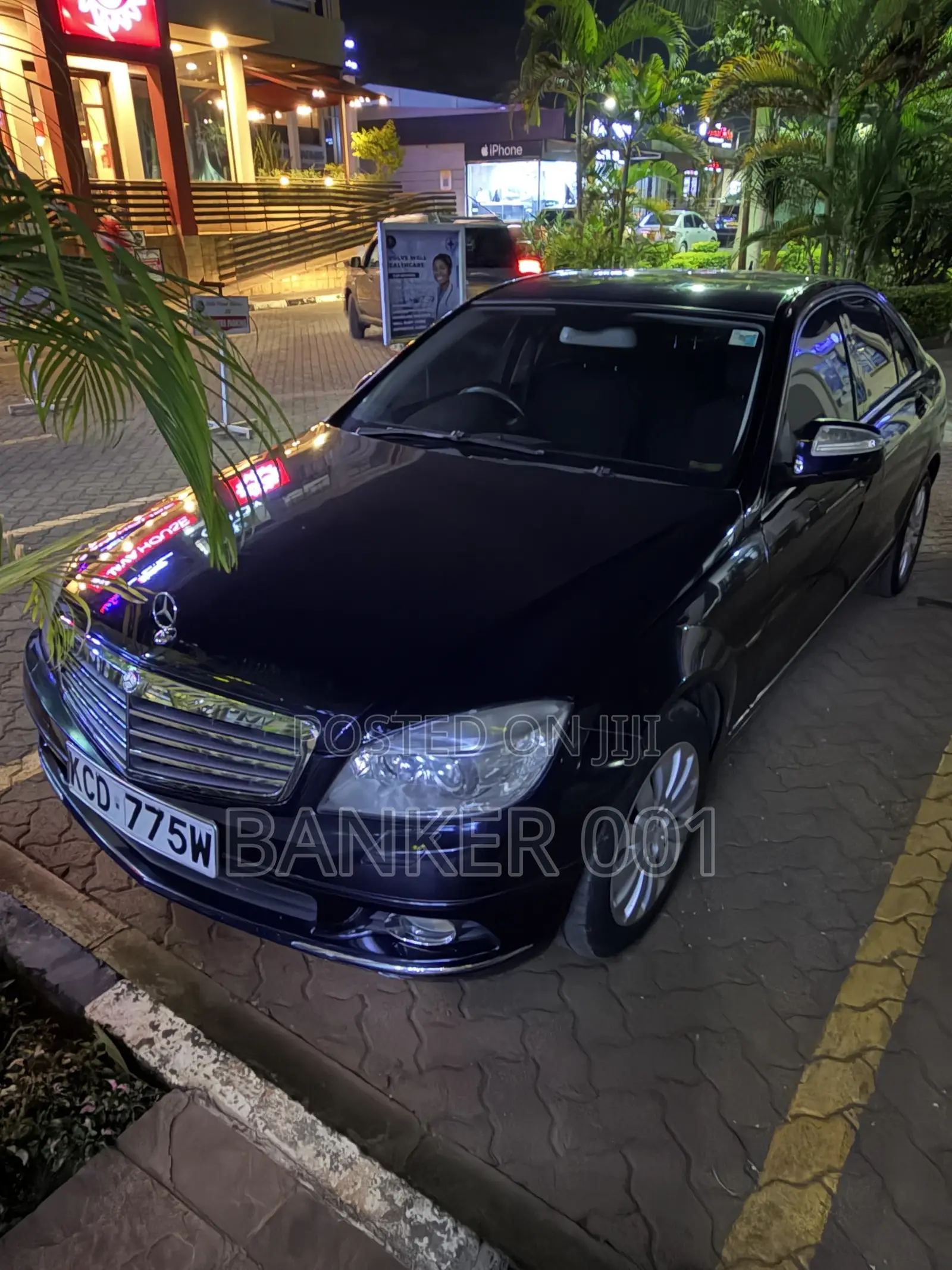 Mercedes-Benz C200 2009 Black
