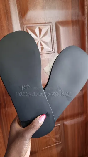 Zara Sandals