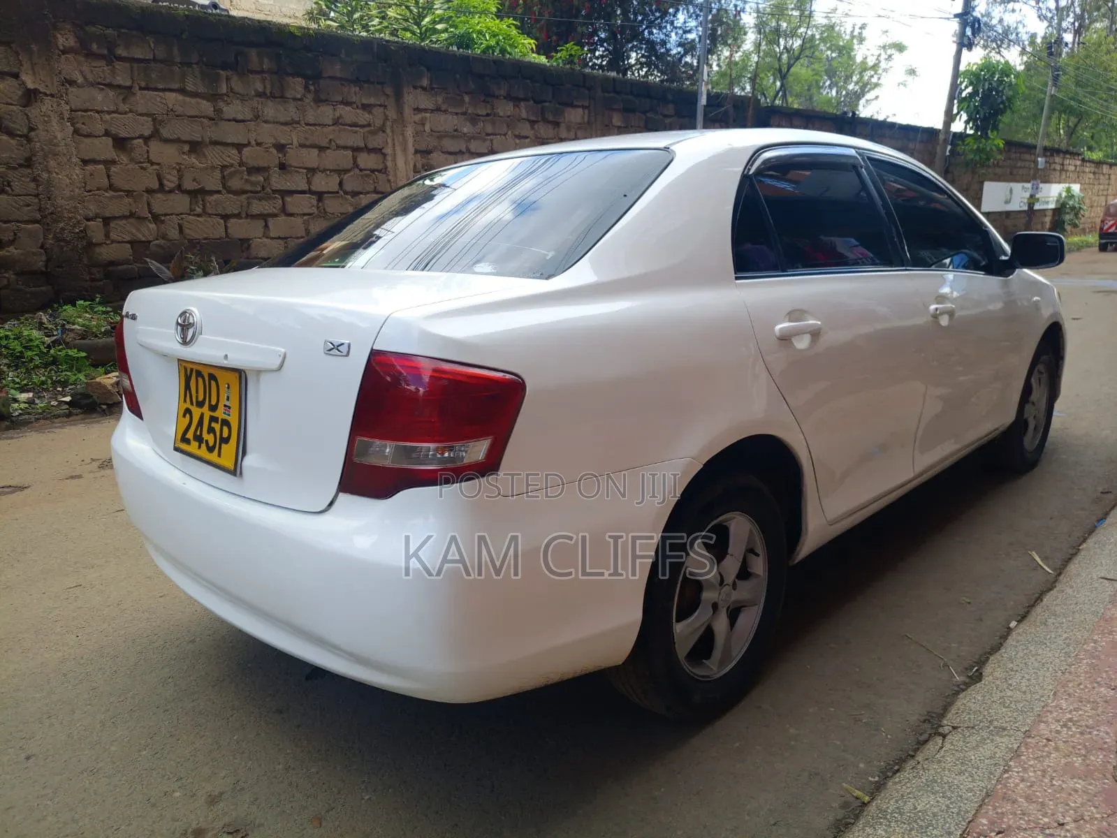 Toyota Axio 1.5 X 2WD 2013 Off white