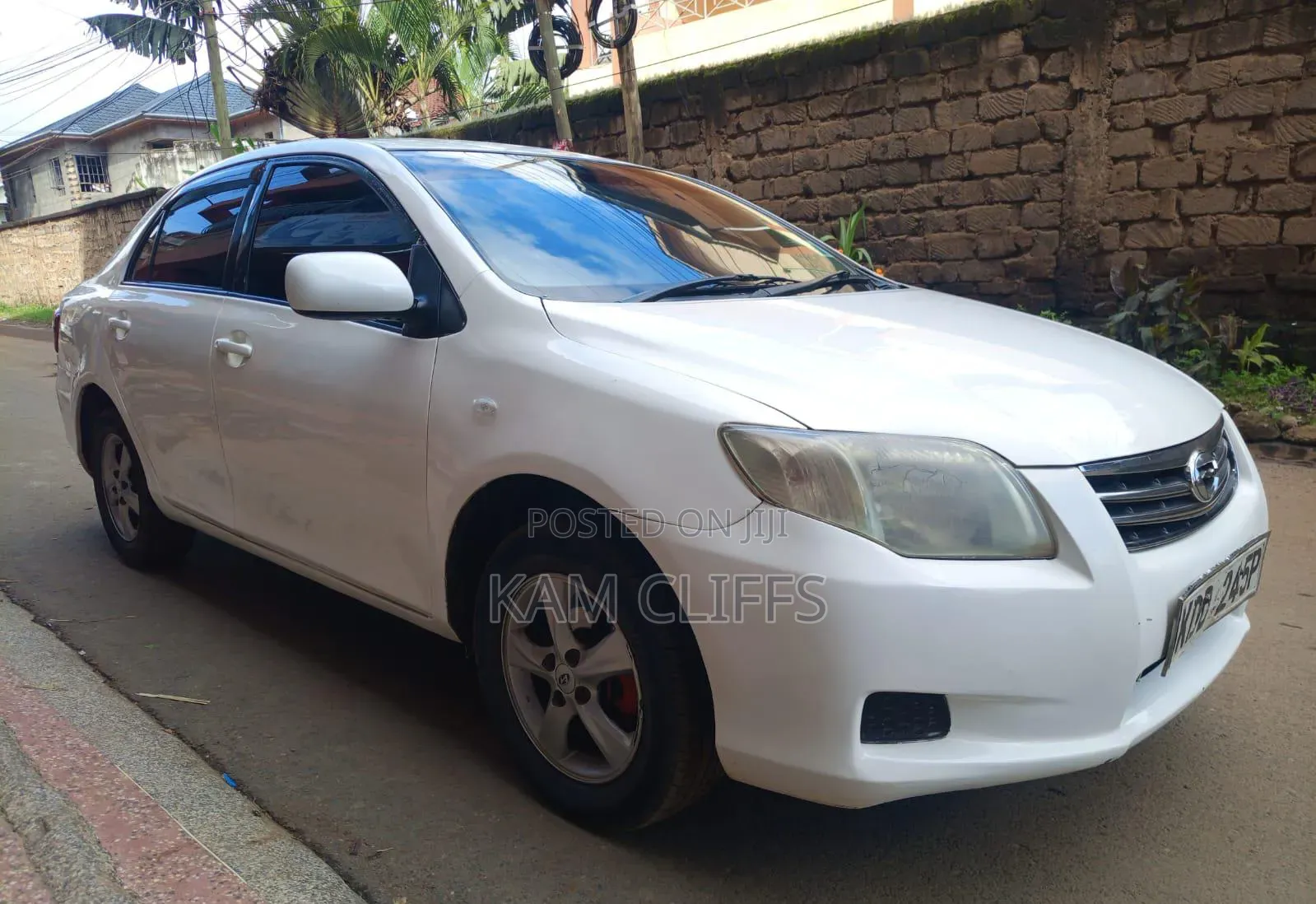 Toyota Axio 1.5 X 2WD 2013 Off white