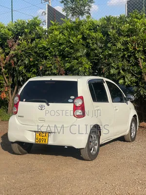 Toyota Passo 2012 Silver