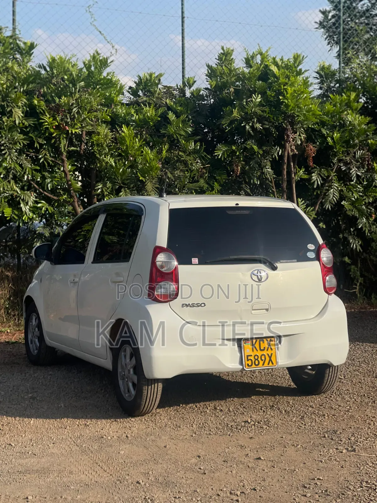 Toyota Passo 2012 Silver