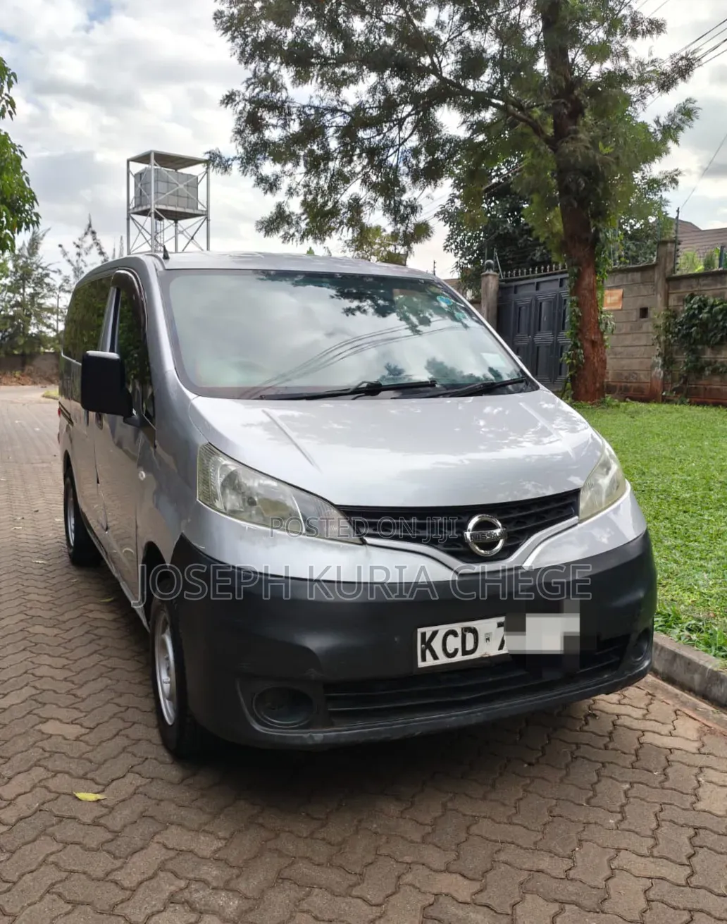 Nissan NV200 2009 Silver