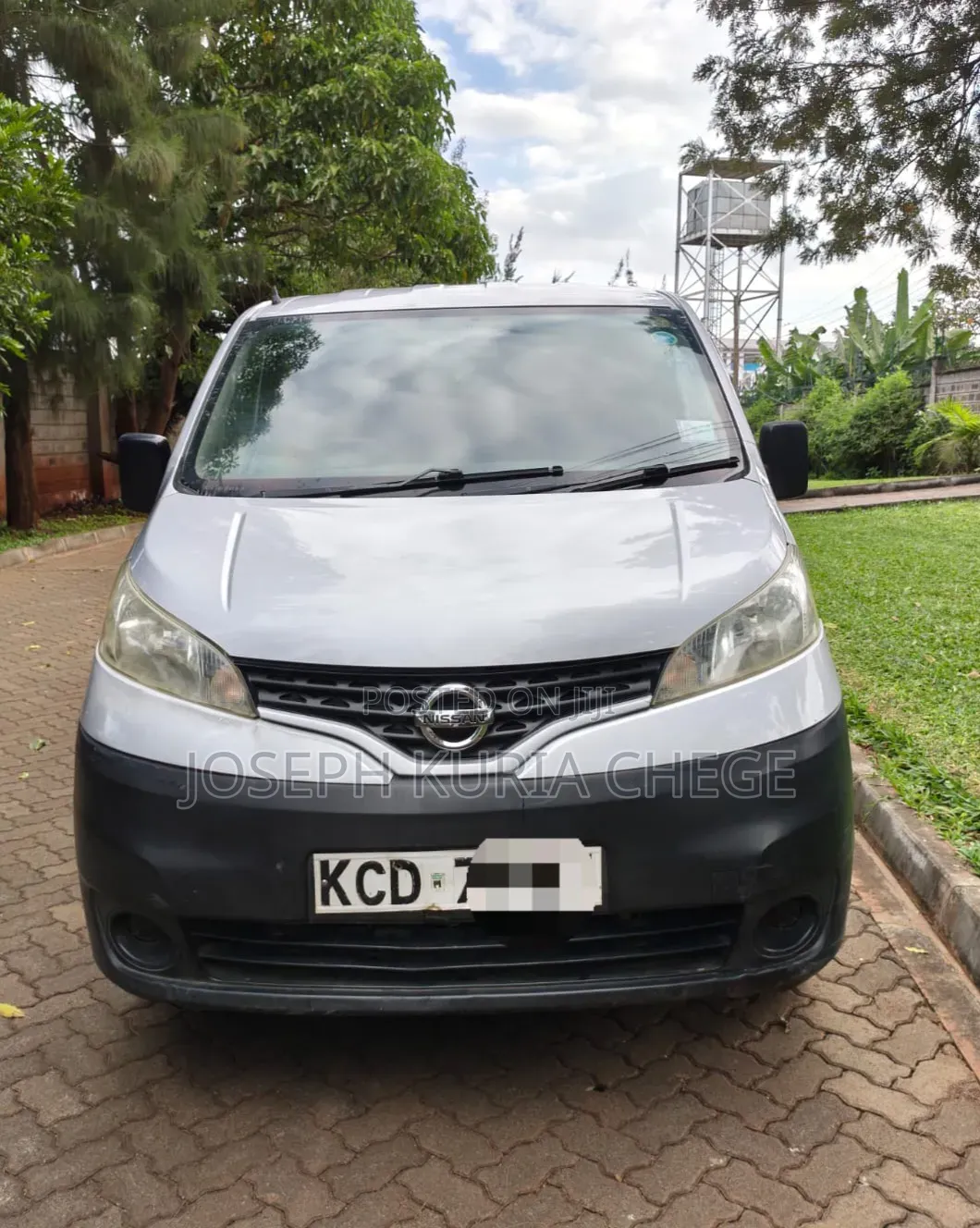 Nissan NV200 2009 Silver