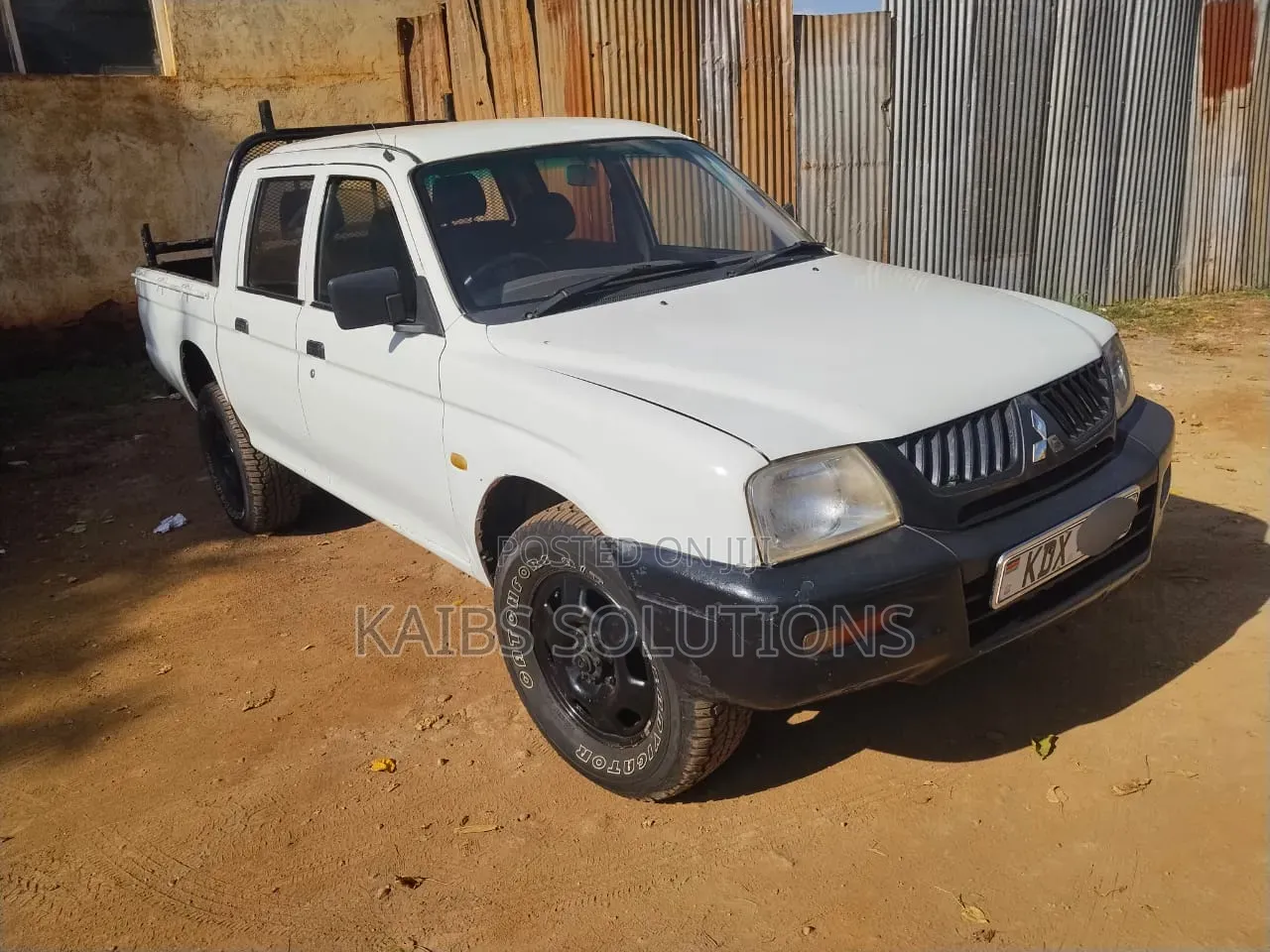Mitsubishi L200 2005 White