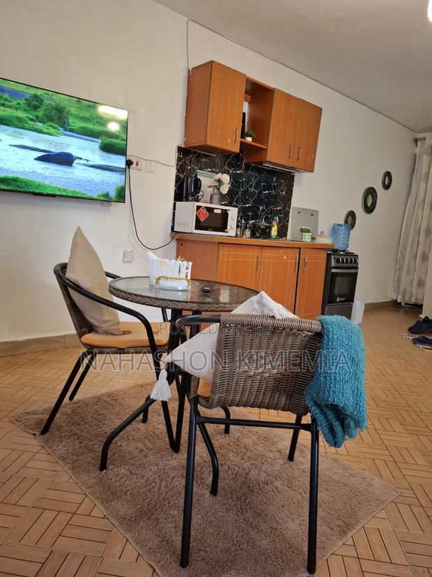 Guest-Friendly Peaceful Studio BNB TRM Drive Roysambu Thika Road - thumbnail 8
