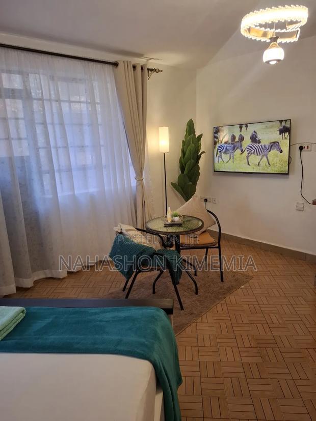 Guest-Friendly Peaceful Studio BNB TRM Drive Roysambu Thika Road - thumbnail 13
