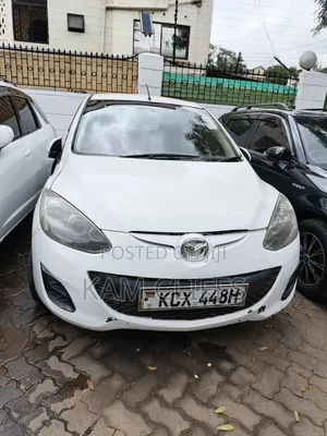 Mazda Demio 2012 Pearl