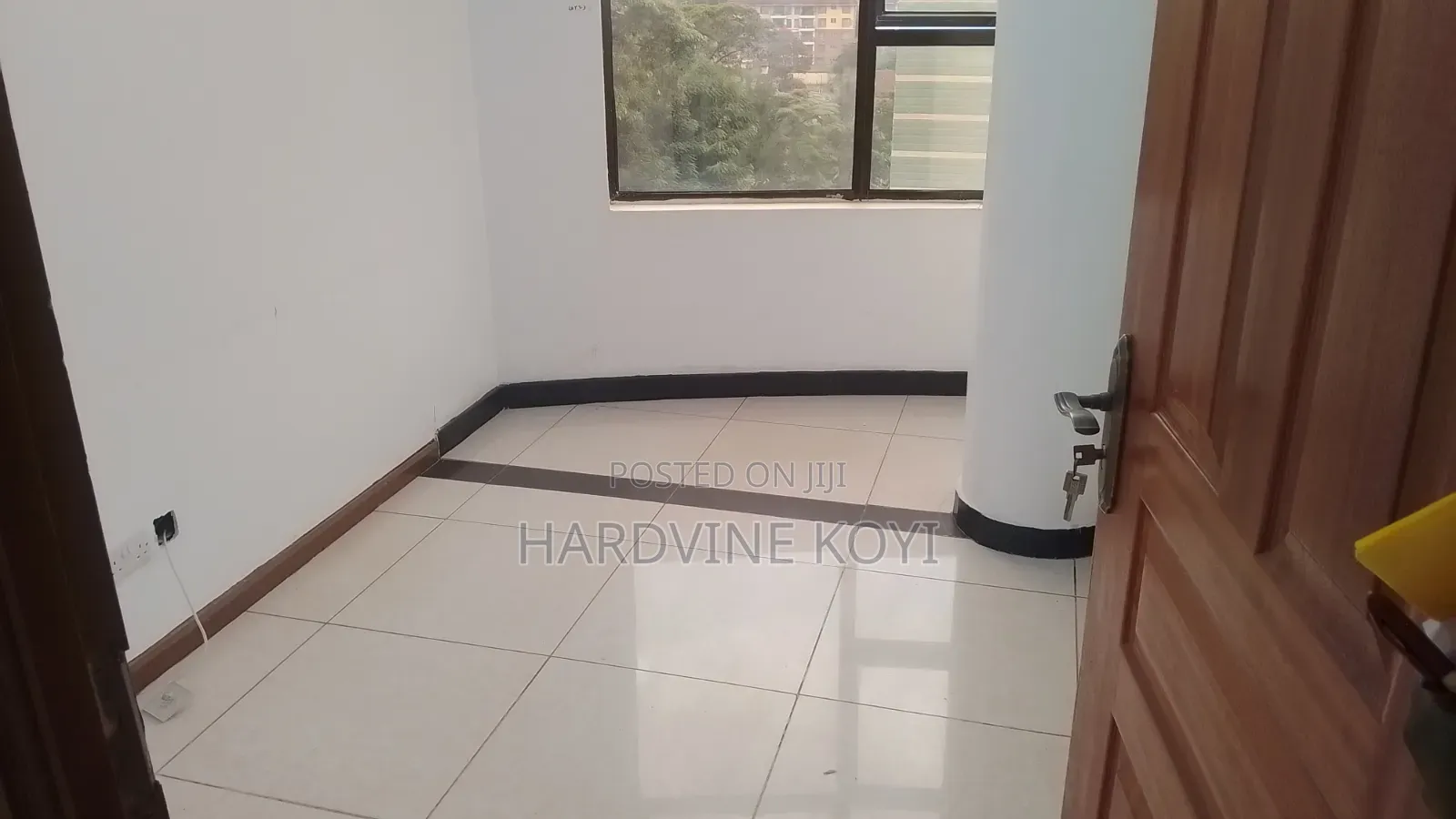 Commercial Space to Let