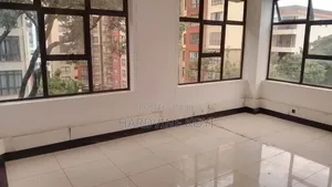 Commercial Space to Let