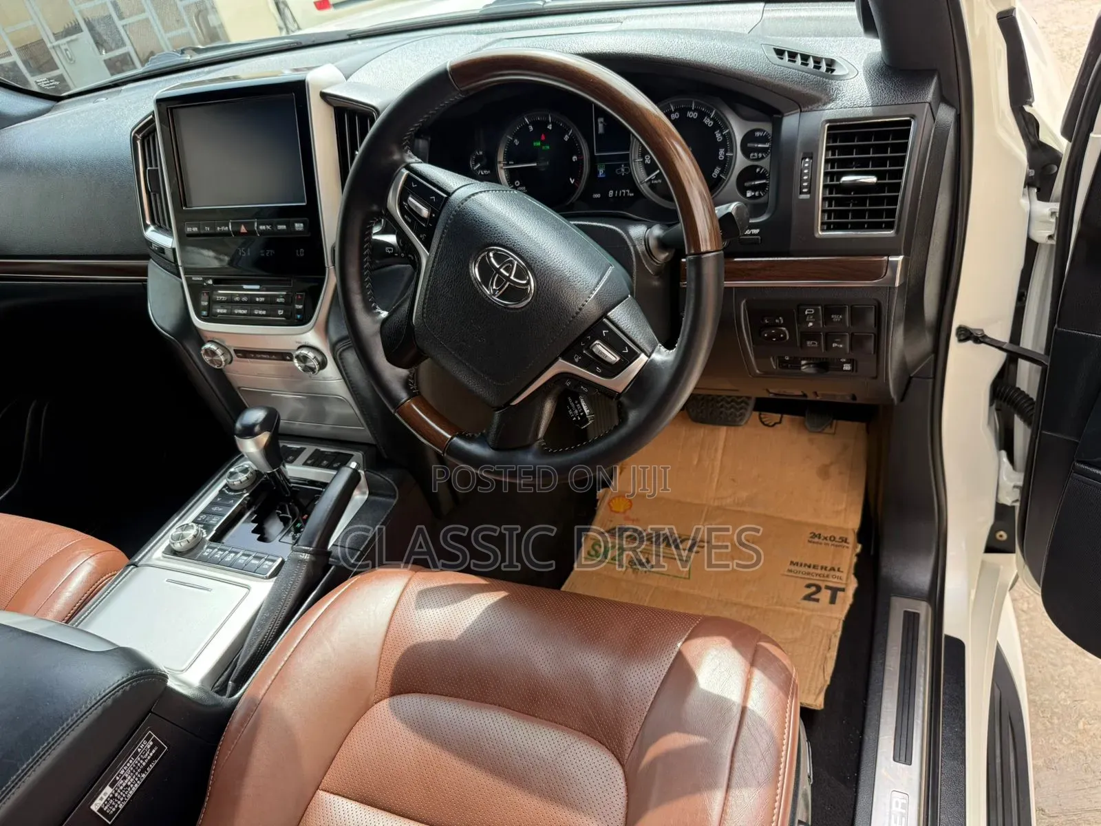Toyota Land Cruiser 2020 White