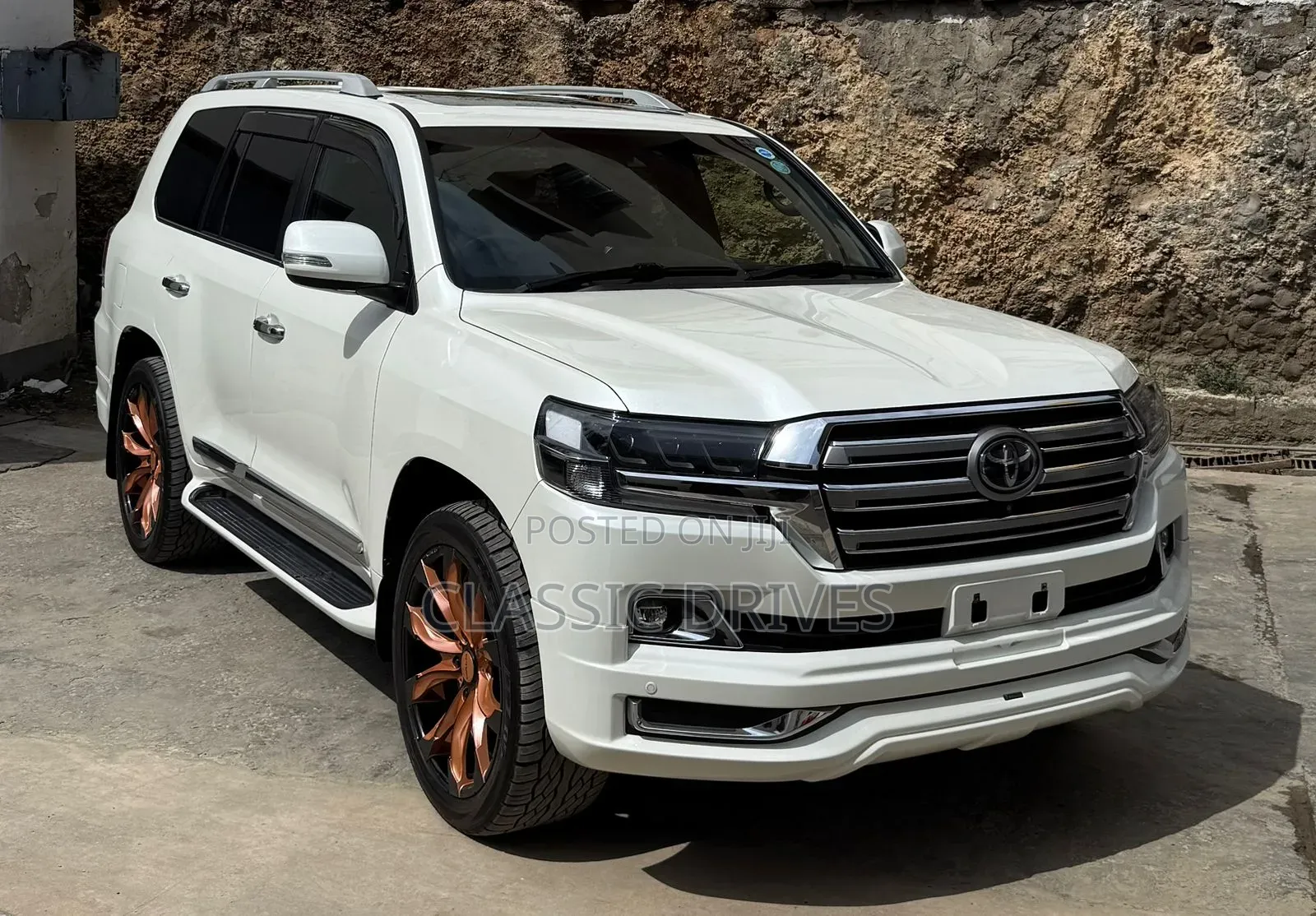 Toyota Land Cruiser 2020 White
