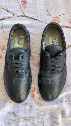 Bass Sport Sneakers