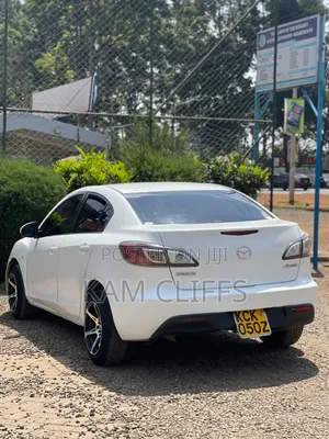 Mazda Axela 2010 White