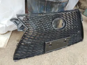 Lexus Grille 2017