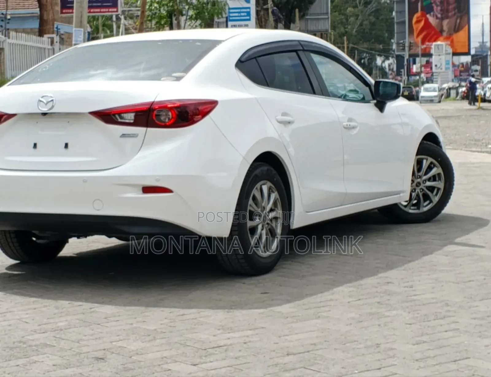 Mazda Axela 2019 White