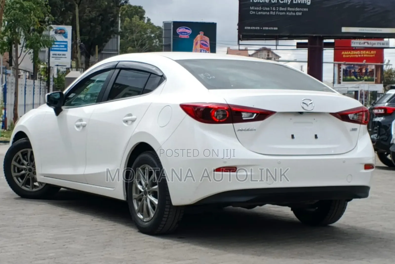 Mazda Axela 2019 White