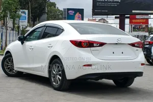 Mazda Axela 2019 White