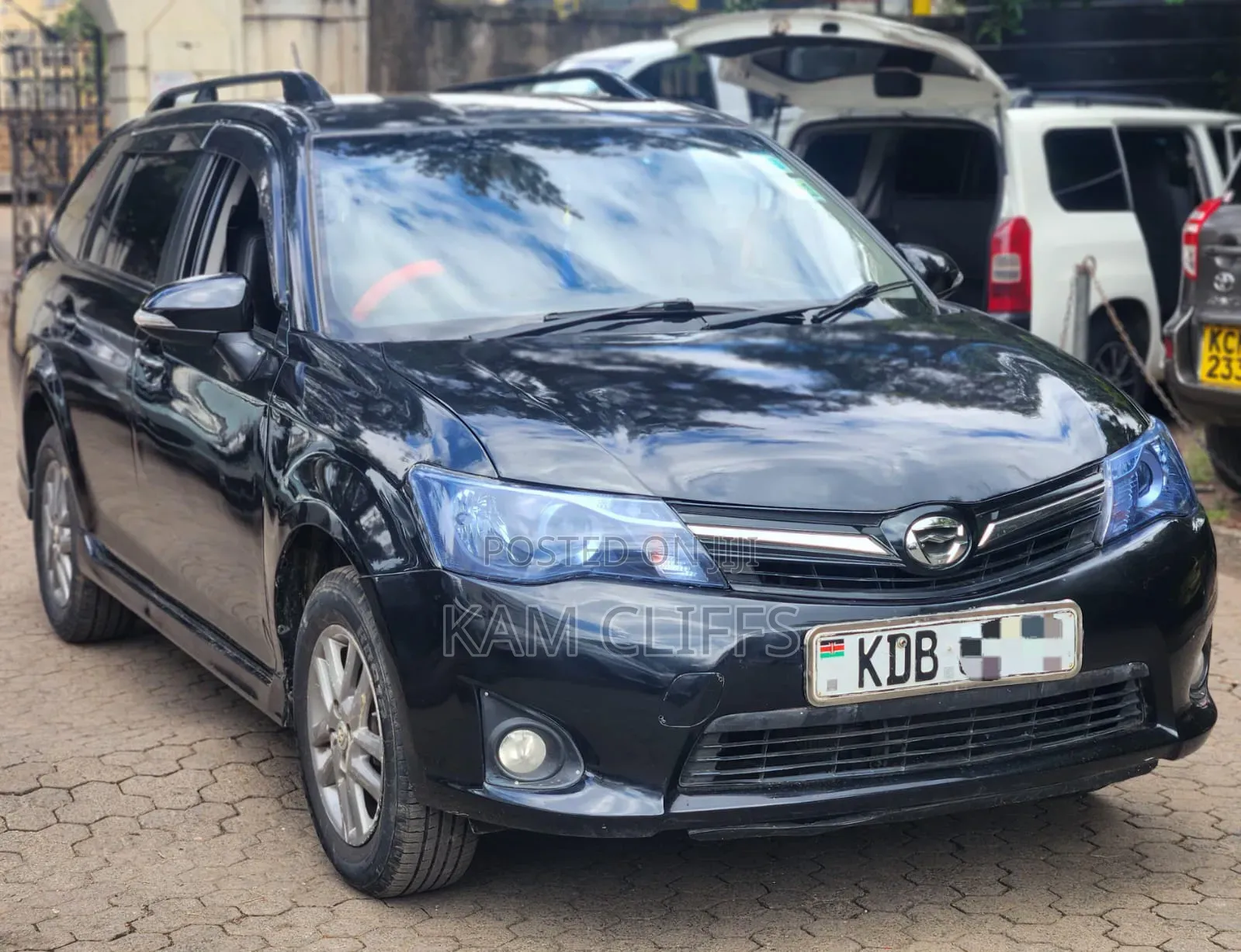 Toyota Corolla Fielder 2014