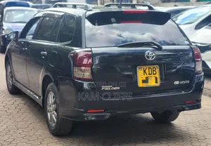 Toyota Corolla Fielder 2014