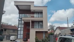 5bdrm Villa in Near Lavington Mall, Muthangari for rent