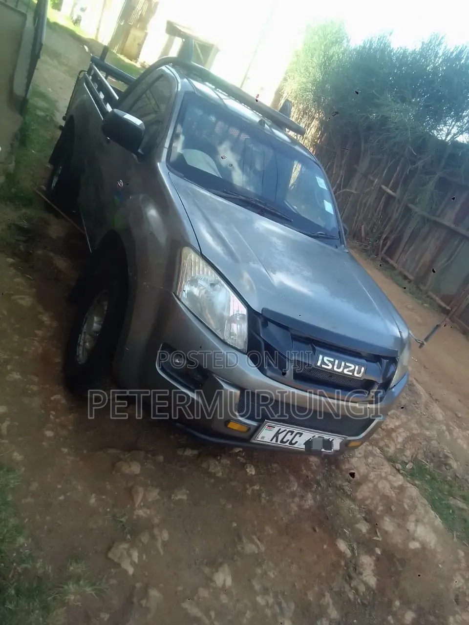 Isuzu D-MAX 2015 Silver
