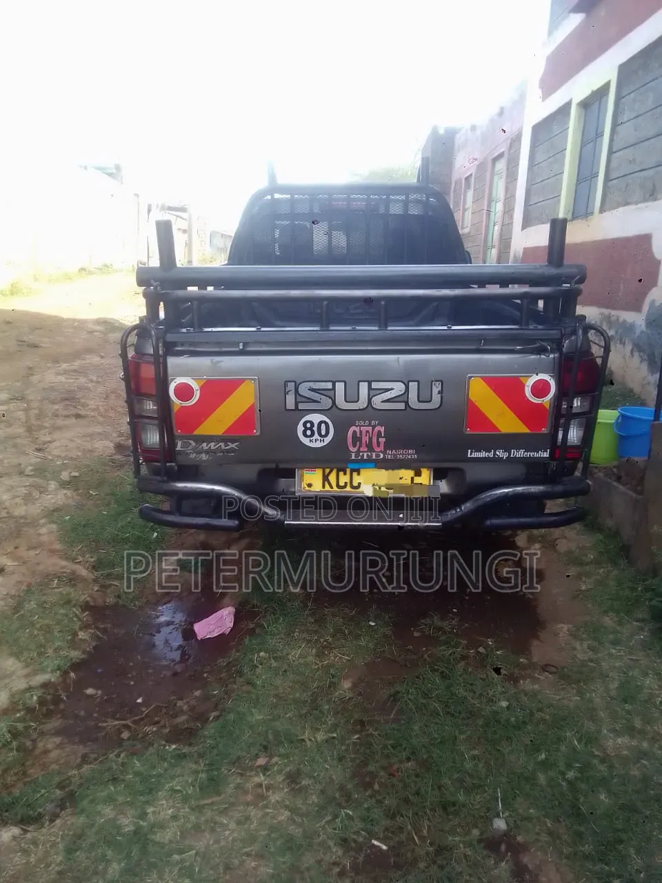 Isuzu D-MAX 2015 Silver