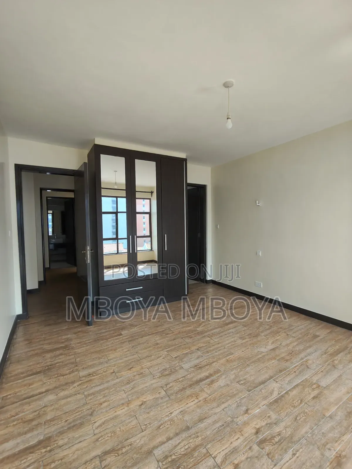 3bdrm Apartment in Parklands for sale