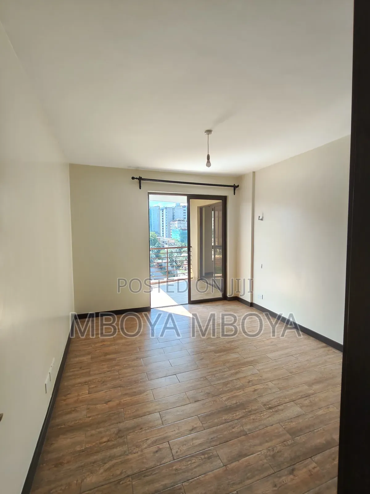 3bdrm Apartment in Parklands for sale