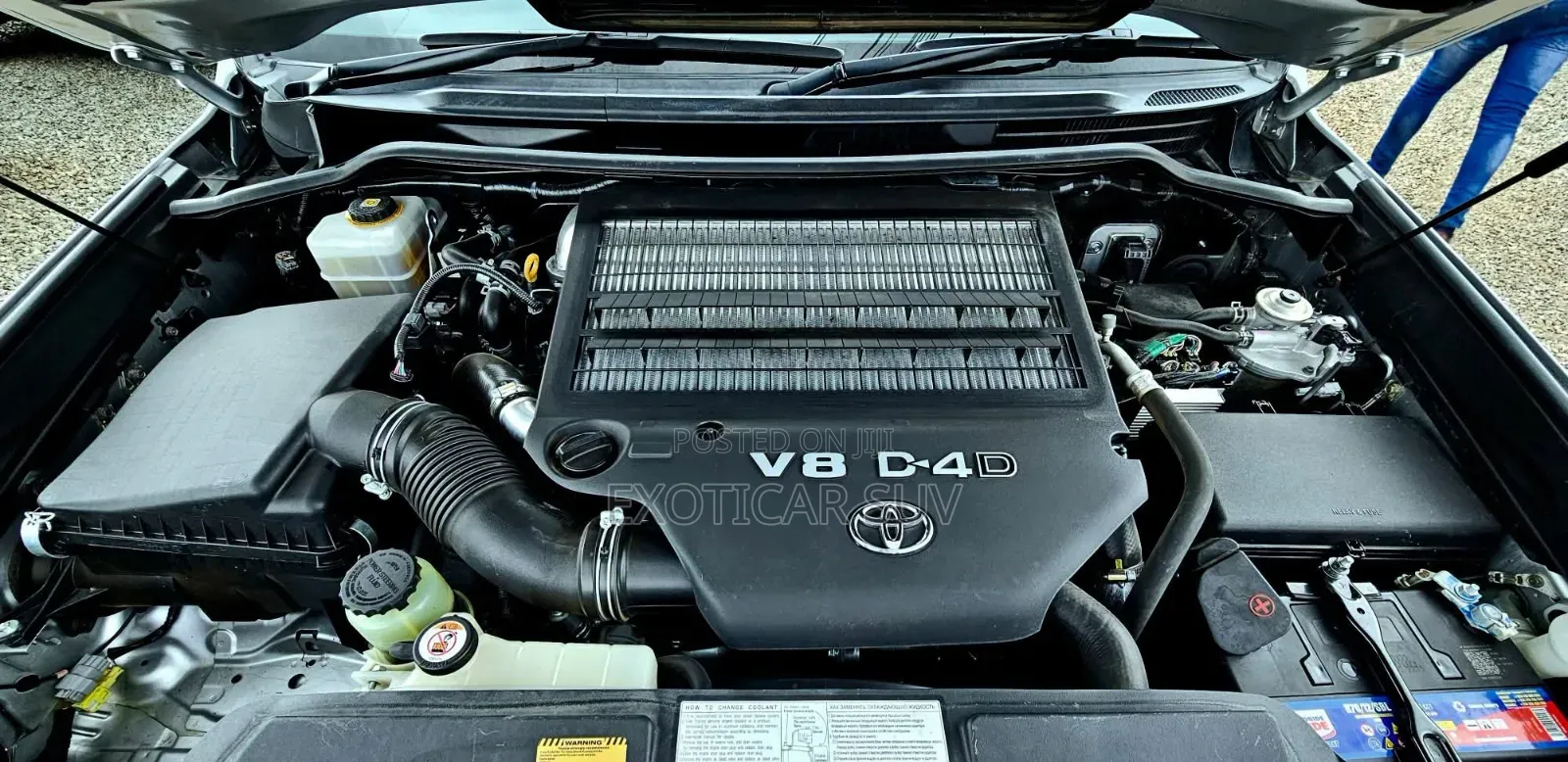 Toyota Land Cruiser 4.5 V8 VXR 2019 Silver