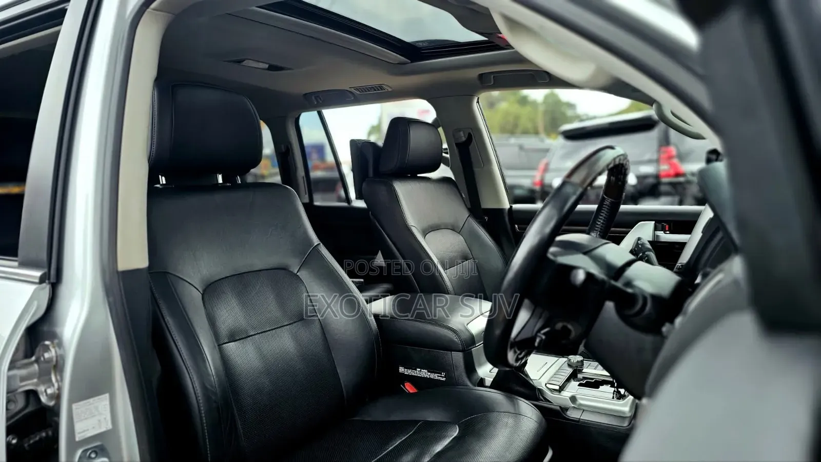 Toyota Land Cruiser 4.5 V8 VXR 2019 Silver